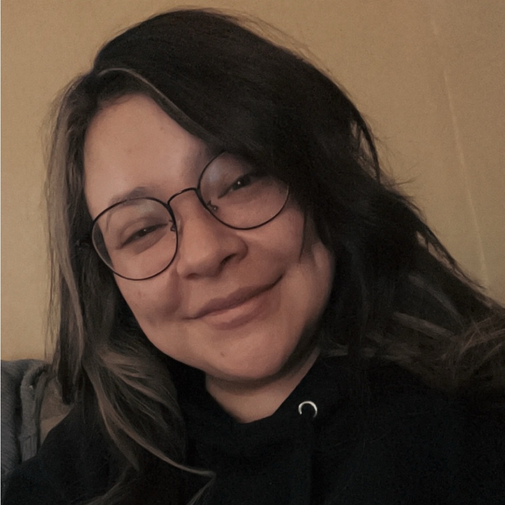 Meet your Posher, Alexis